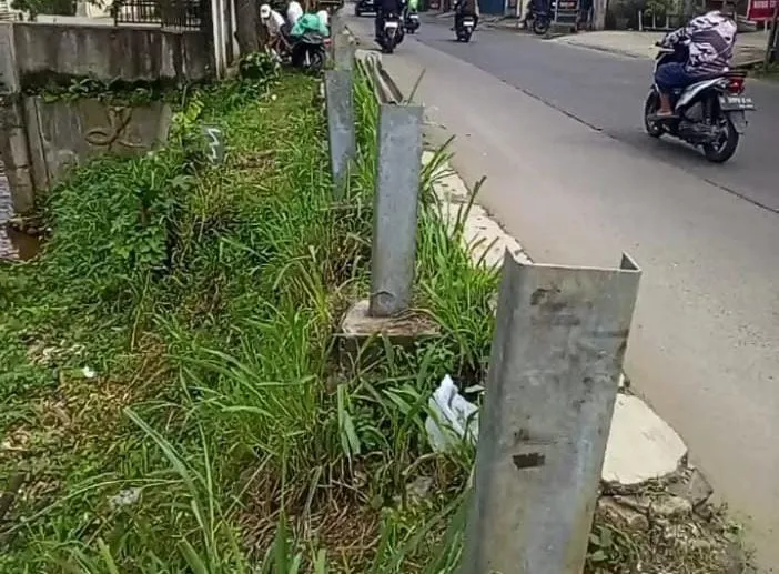 Jeritan Hati dari Tepian Jalan Cipayung: Antara Proyek dan Keselamatan Jiwa