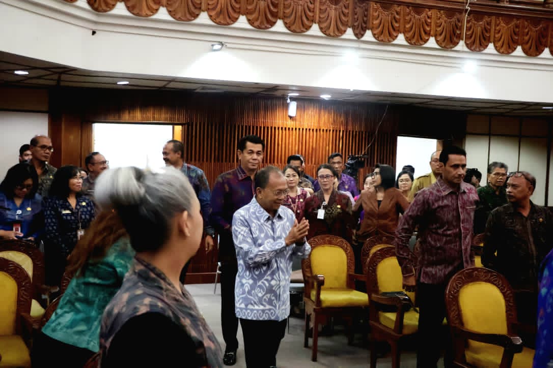 Mayoritas Fraksi DPRD Bali Dukung Penyertaan Modal BPD Bali, Gubernur Serap Pandangan Umum