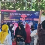 Warga Permata Puri 1 Gelar Bazar Ramadhan, Hasil Penjualan Didonasikan untuk Korban Bencana